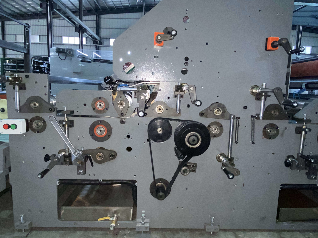 Laminatore per scanalatura a 5 strati ISO 30HP 380V Macchina per laminazione scatola ondulata