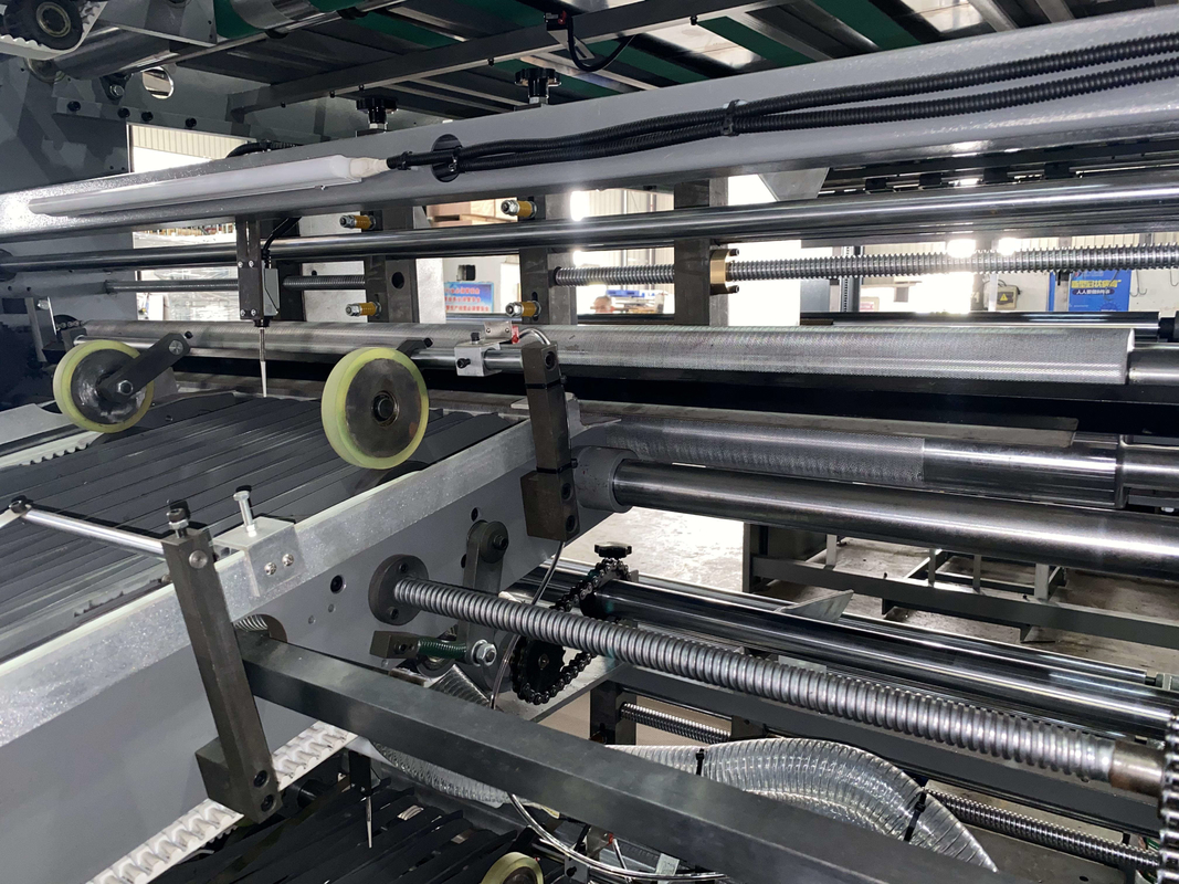 450 * 450 mm doppia parete 5 strati flauto laminatore ondulato macchina di laminazione