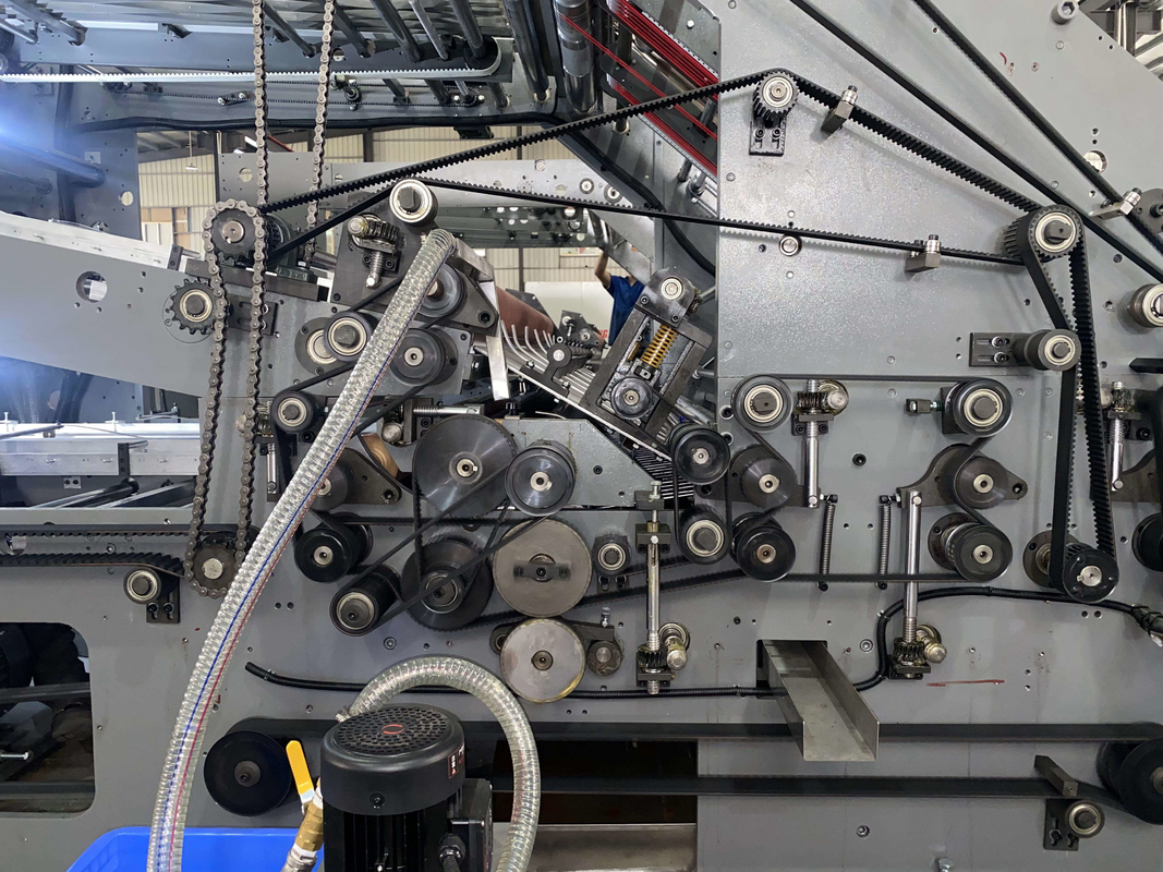 450 * 450 mm doppia parete 5 strati flauto laminatore ondulato macchina di laminazione