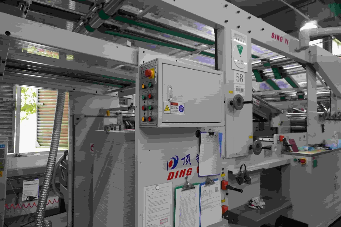 Laminatrice per cartone ad alta precisione con accuratezza di ±0,5 mm e spessore carta superiore 100-800 g/m2